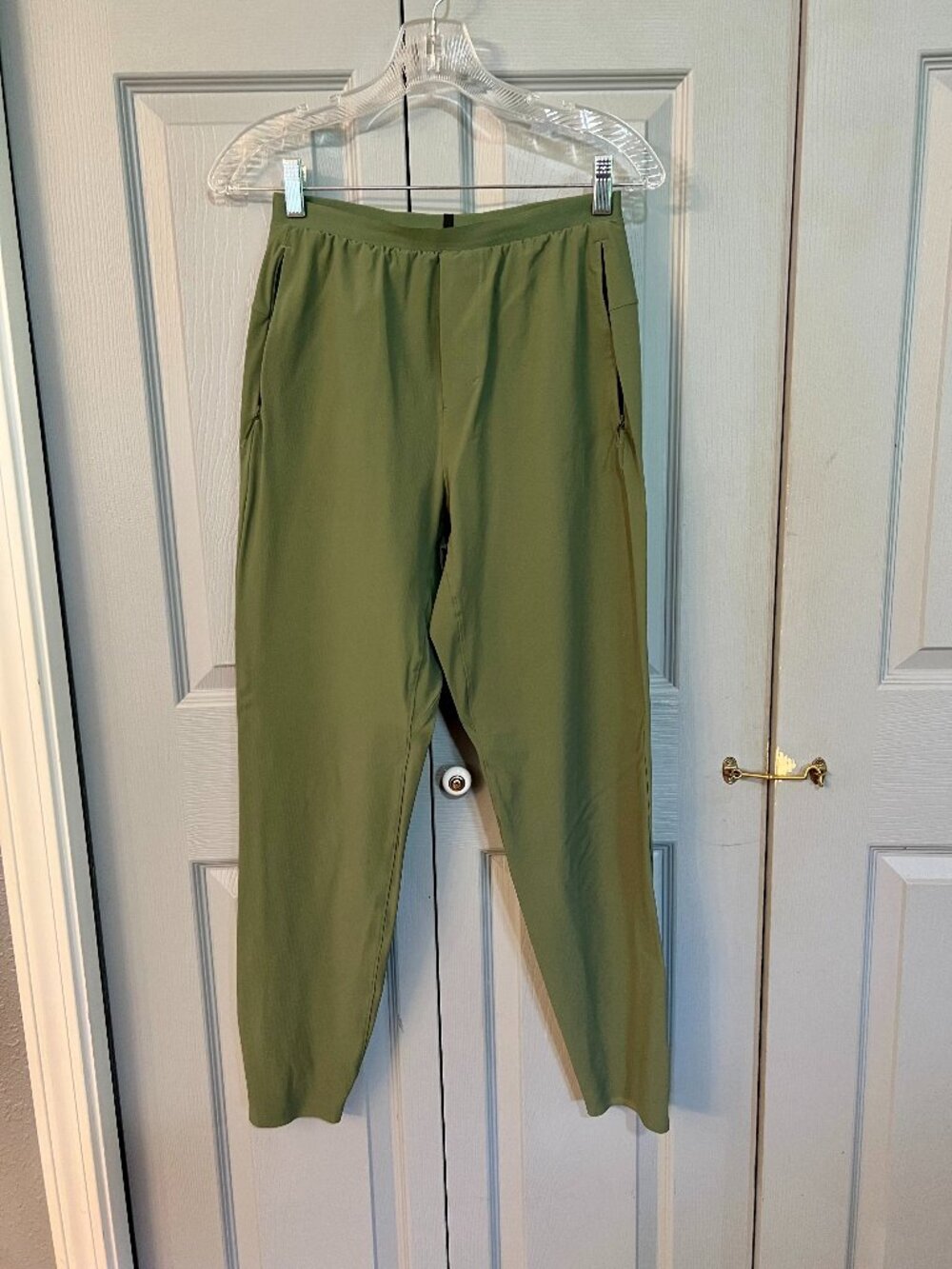 lululemon Women’s Surge Joggers Olive Green Size XS